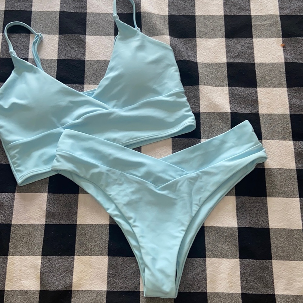 Ladies two piece NWOT